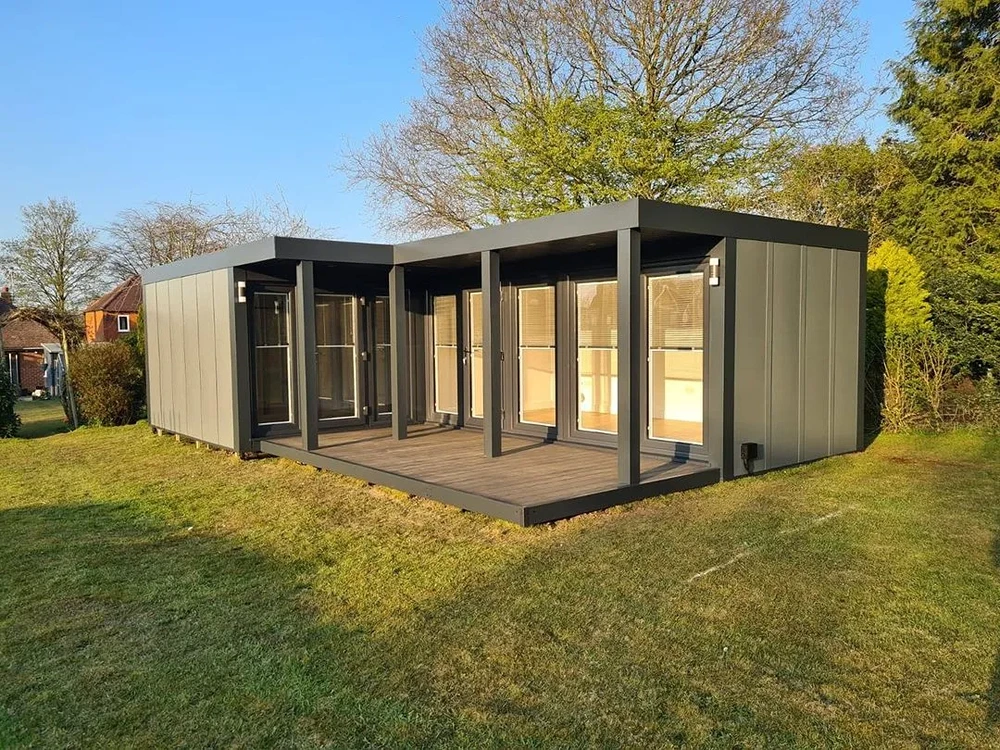 Modern granny annexe in backyard, possible planning permission needed.